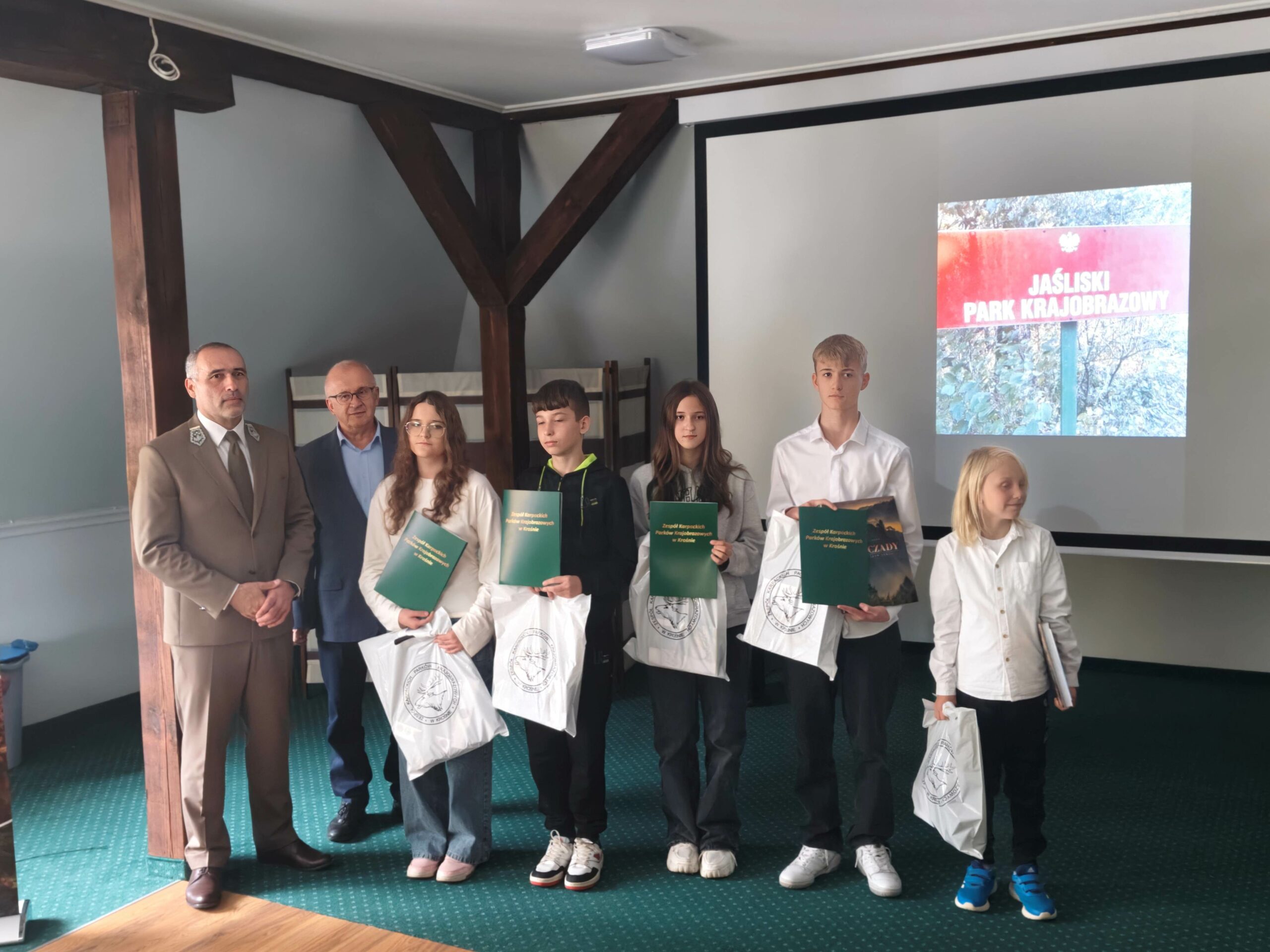 Sukcesy naszych uczniów i spotkanie z pięknem podkarpackiego krajobrazu