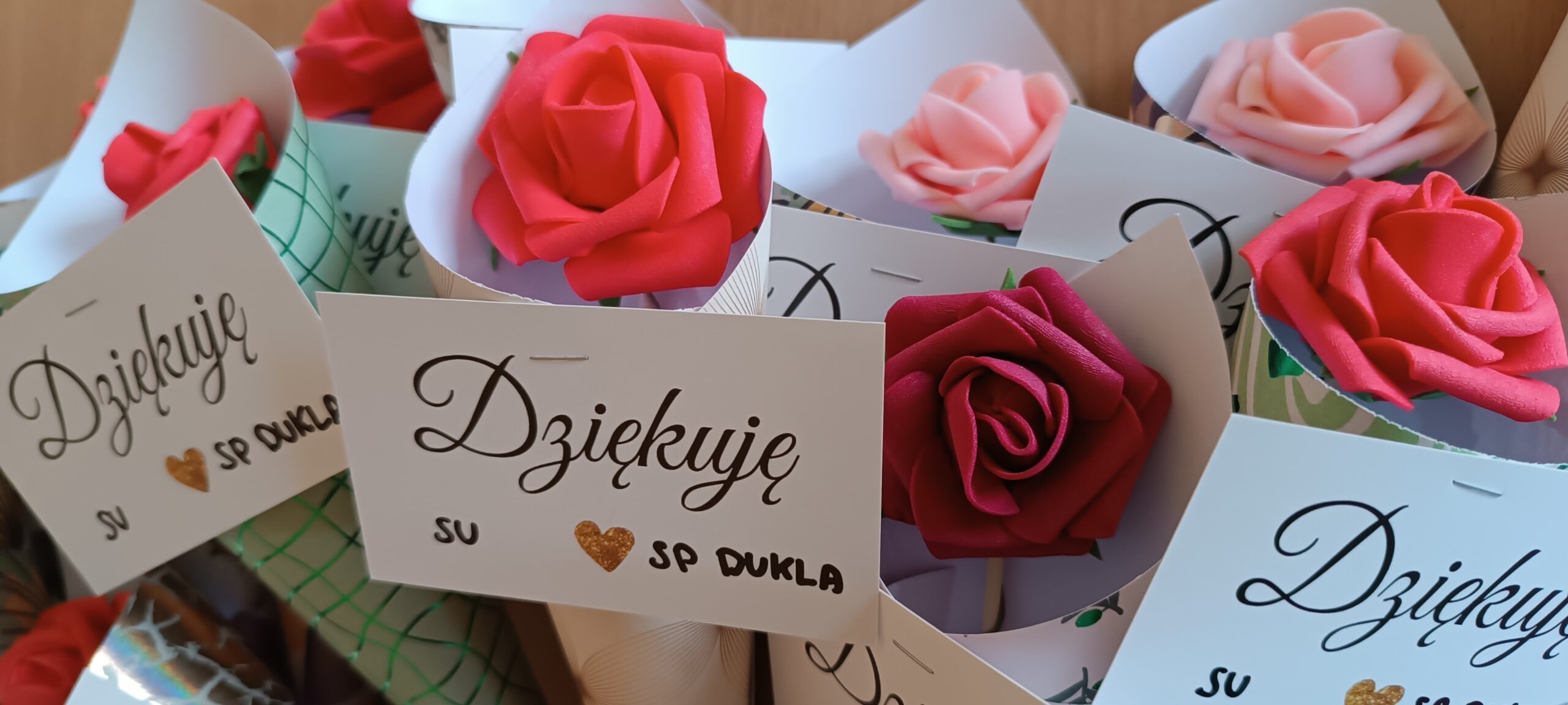 Dzień Edukacji Narodowej – życzenia od Samorządu Uczniowskiego dla Nauczycieli i Pracowników Szkoły